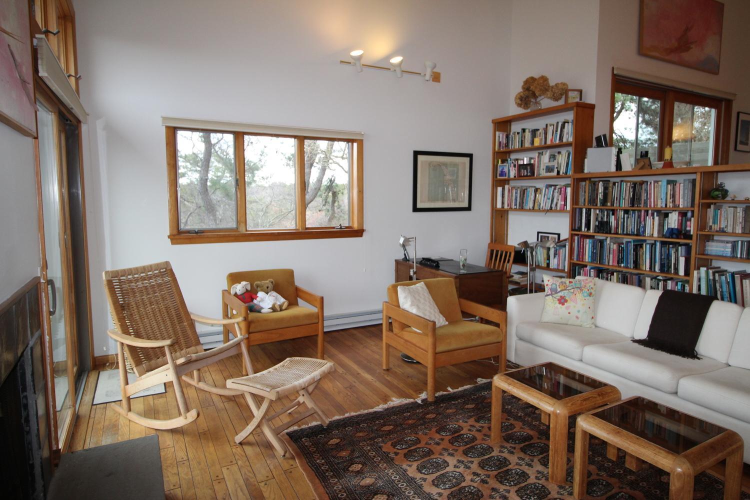 MLS #28_1063 image #5