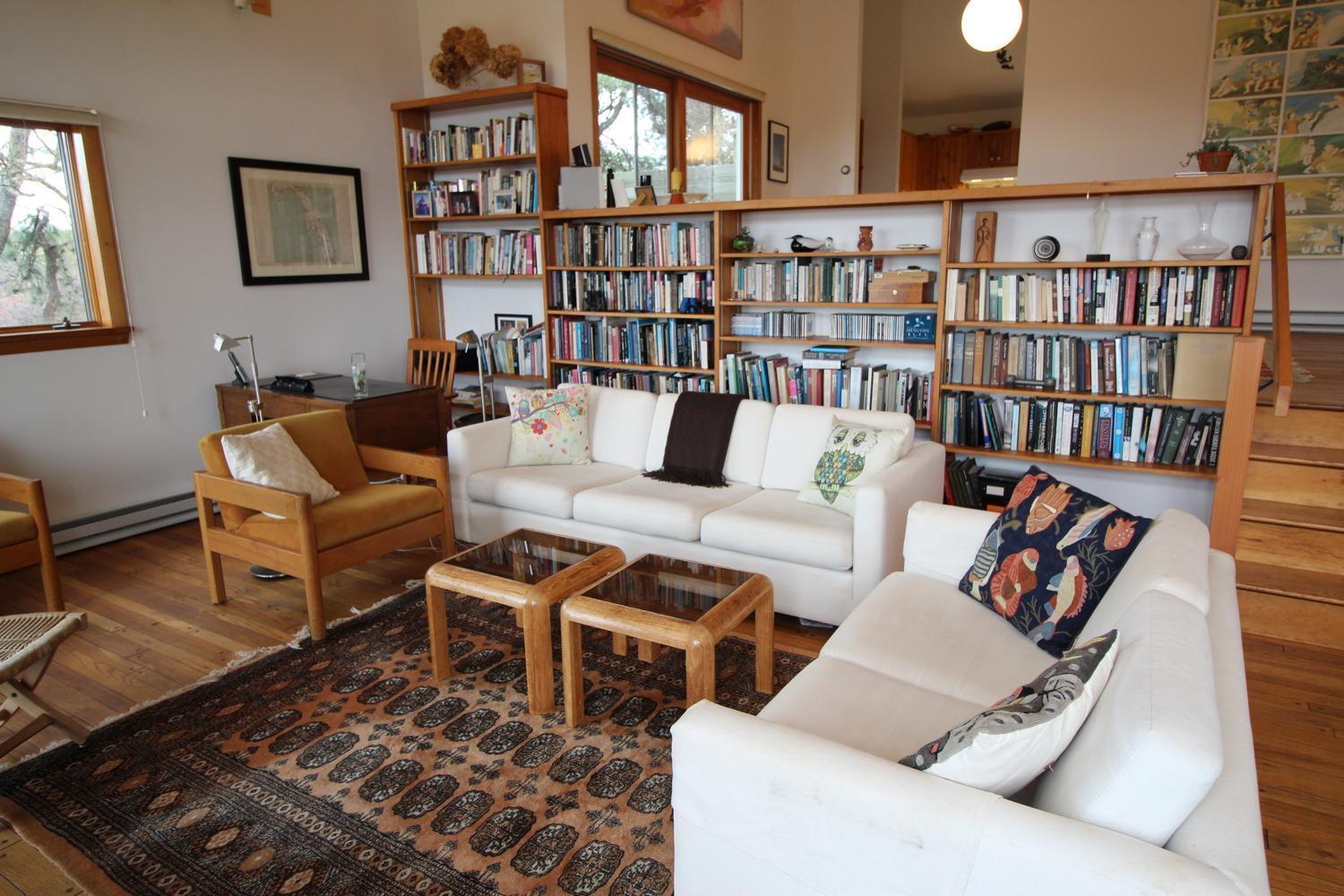 MLS #28_1063 image #6